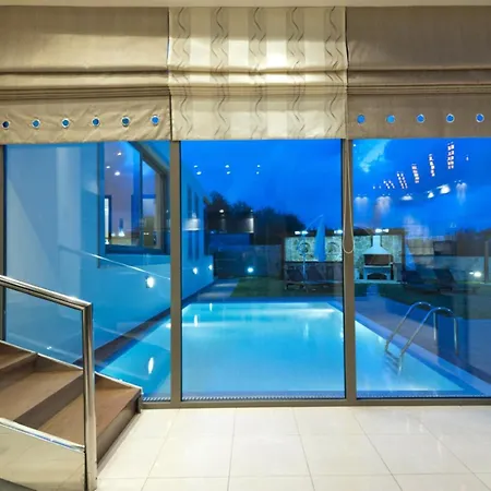Modern Interior Vilă *